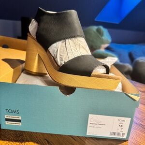 Tom’s Majorca Platform Sandal - Size 7.5